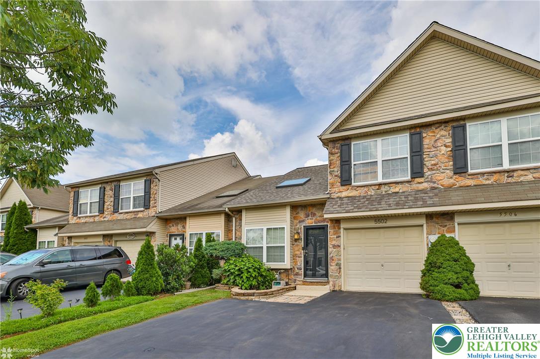 5502 Tanglewood Lane