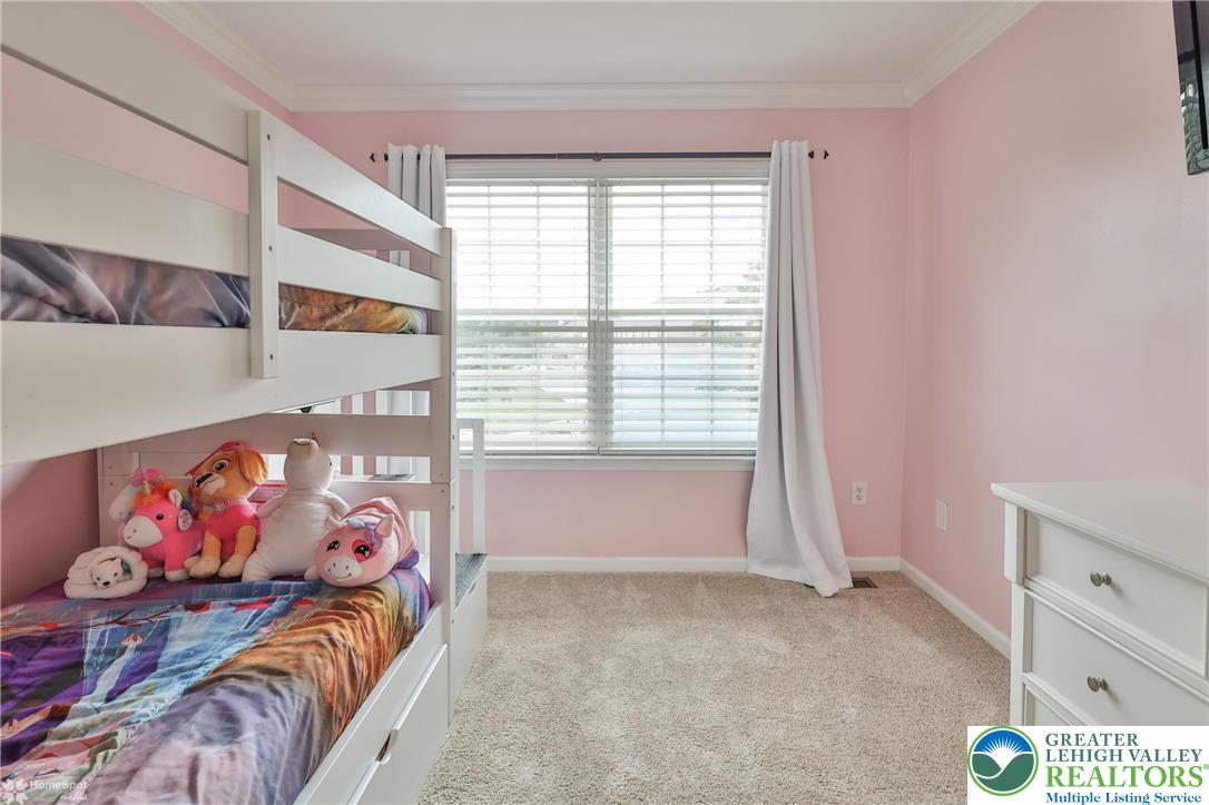 5502 Tanglewood Lane