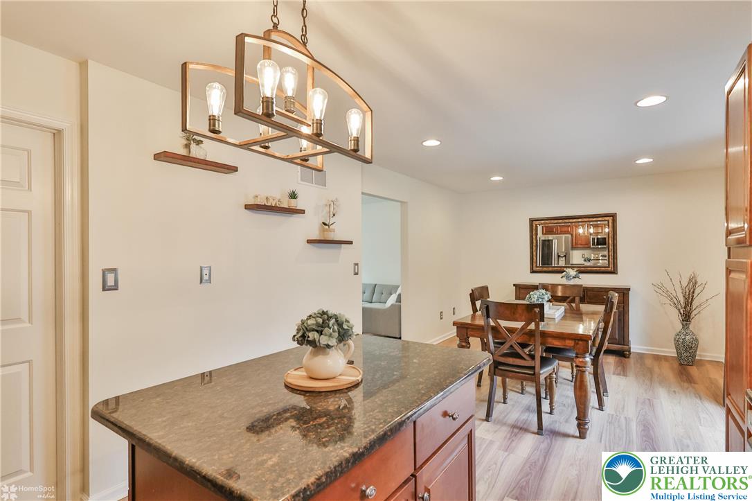 5502 Tanglewood Lane