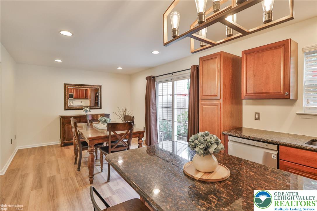 5502 Tanglewood Lane