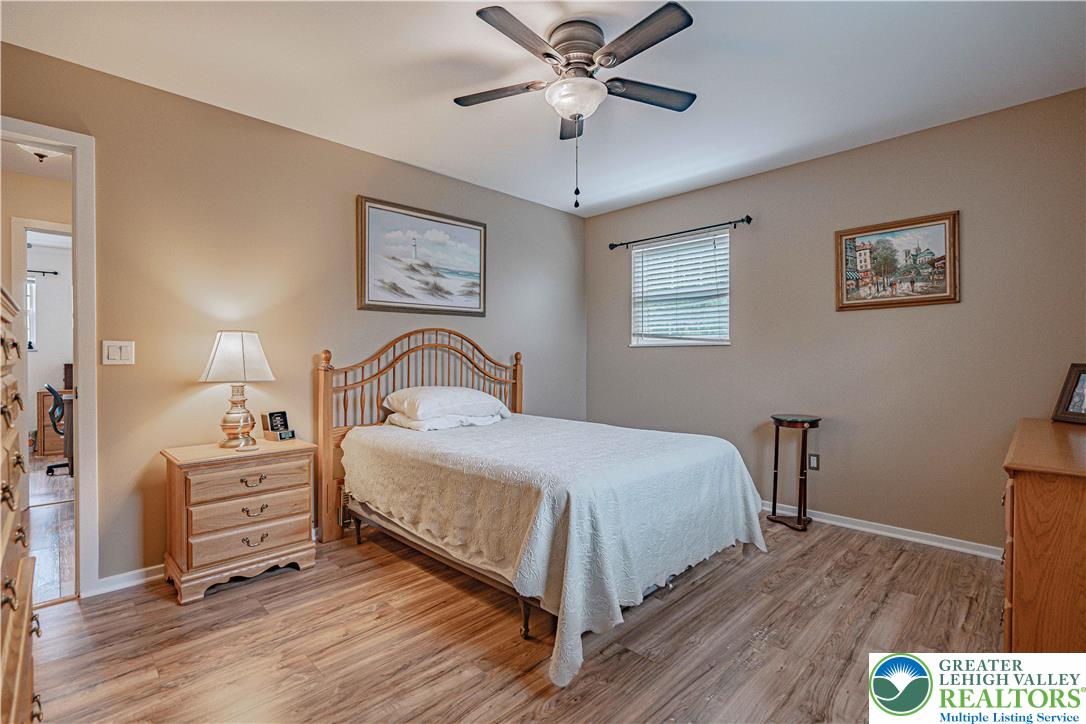 4943 Shawnee Court