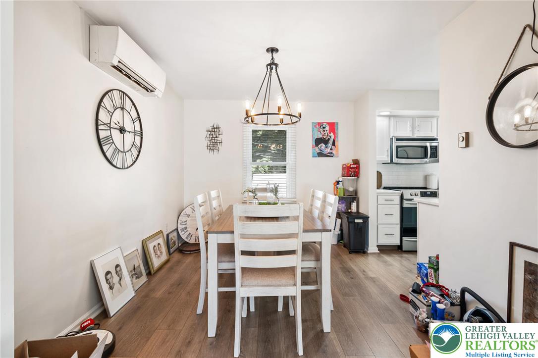 2133 West Gordon Street