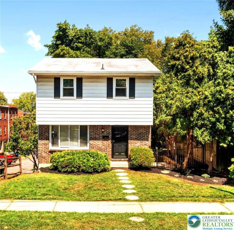 2133 West Gordon Street