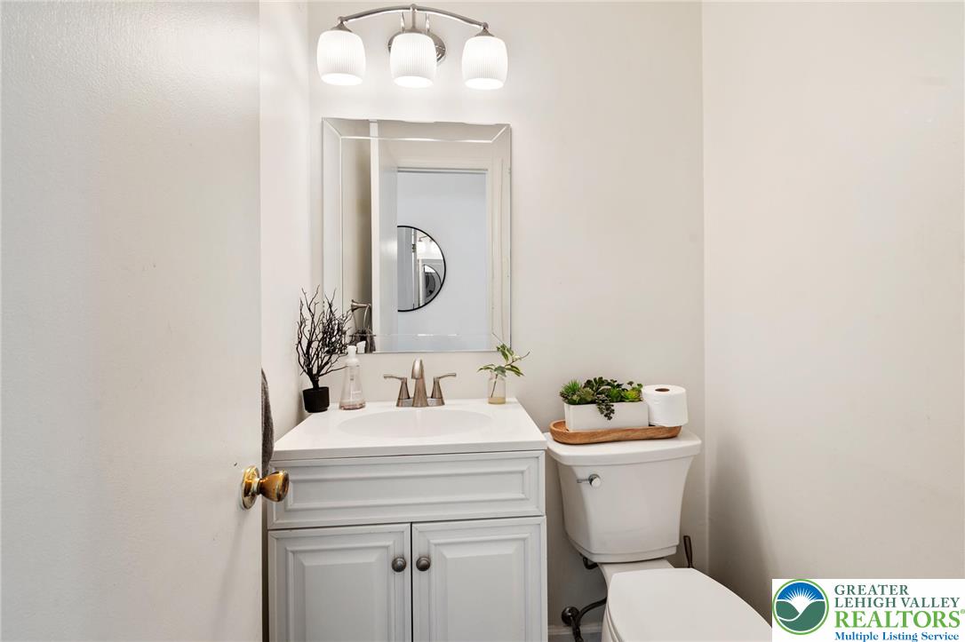 2133 West Gordon Street