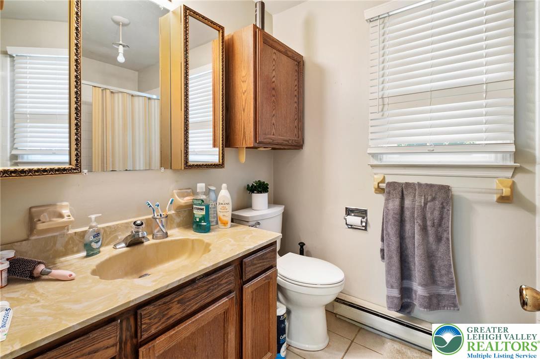 2133 West Gordon Street