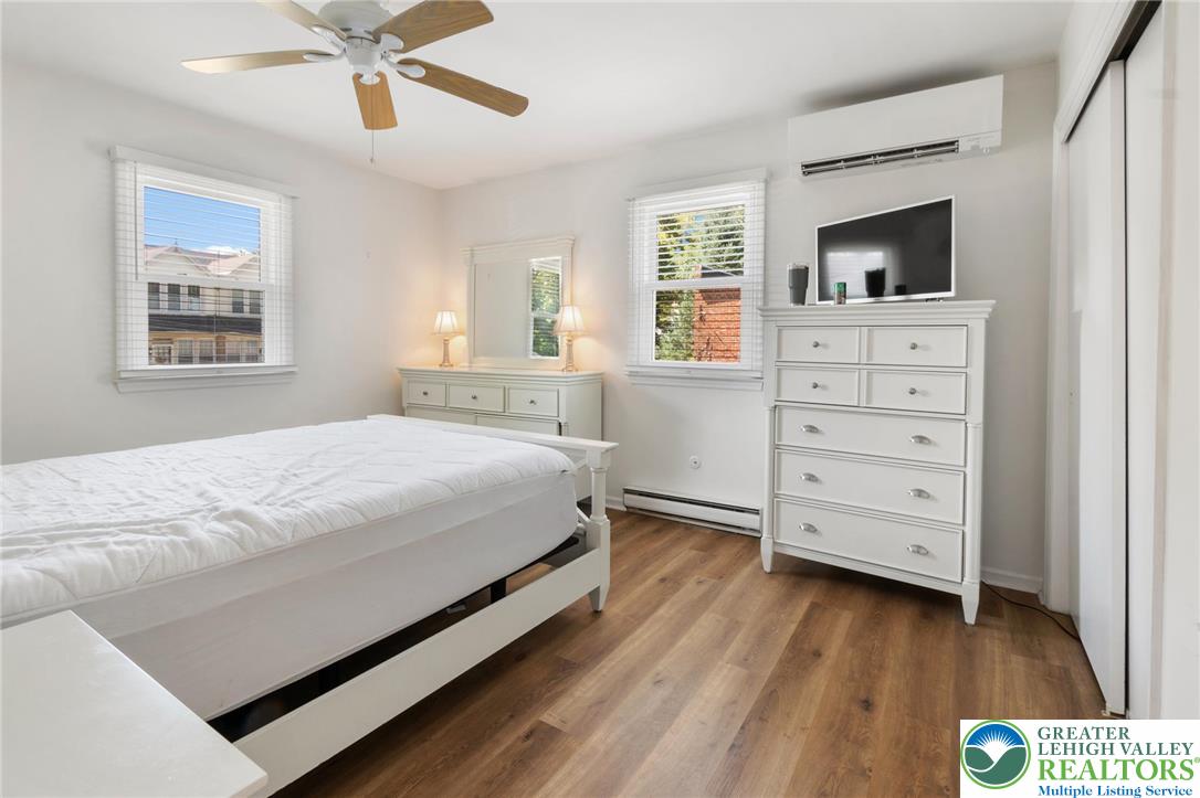 2133 West Gordon Street