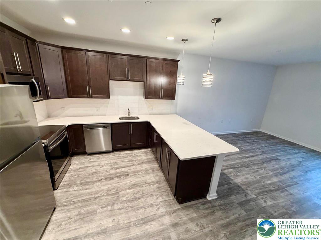 2321 Linford Place 102