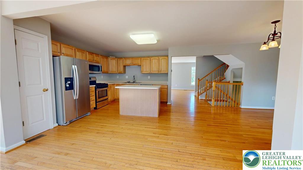4602 Jasmine Drive