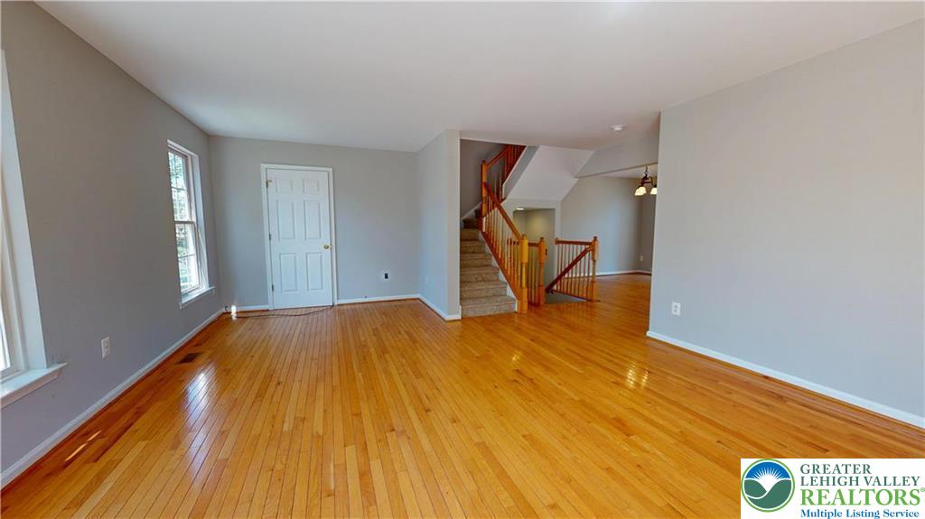 4602 Jasmine Drive