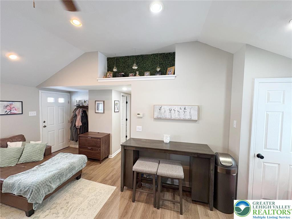 3752 Redbud Drive