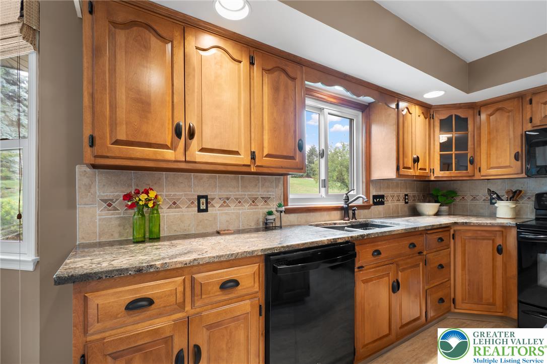 2011 Wooded Ridge Circle