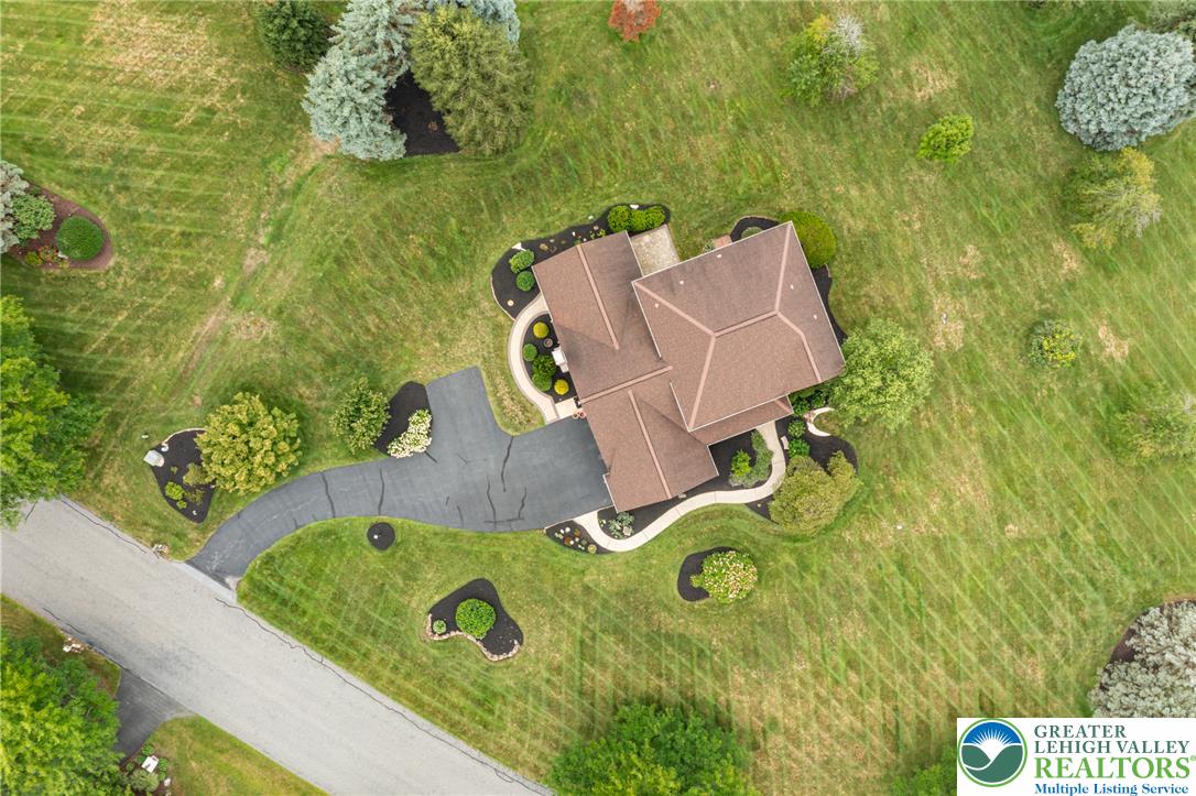 2011 Wooded Ridge Circle