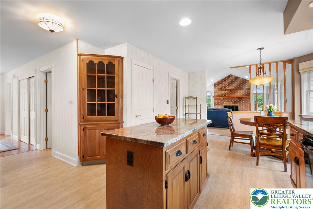 2011 Wooded Ridge Circle