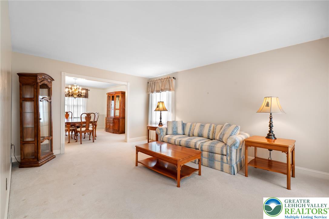 2011 Wooded Ridge Circle