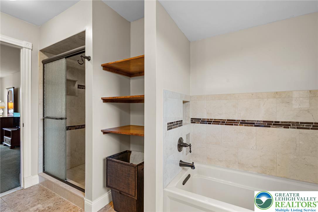 2011 Wooded Ridge Circle