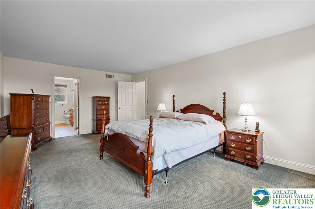2011 Wooded Ridge Circle