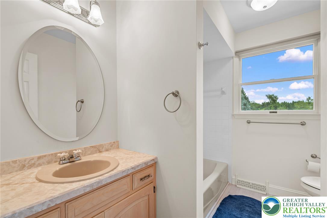 2011 Wooded Ridge Circle