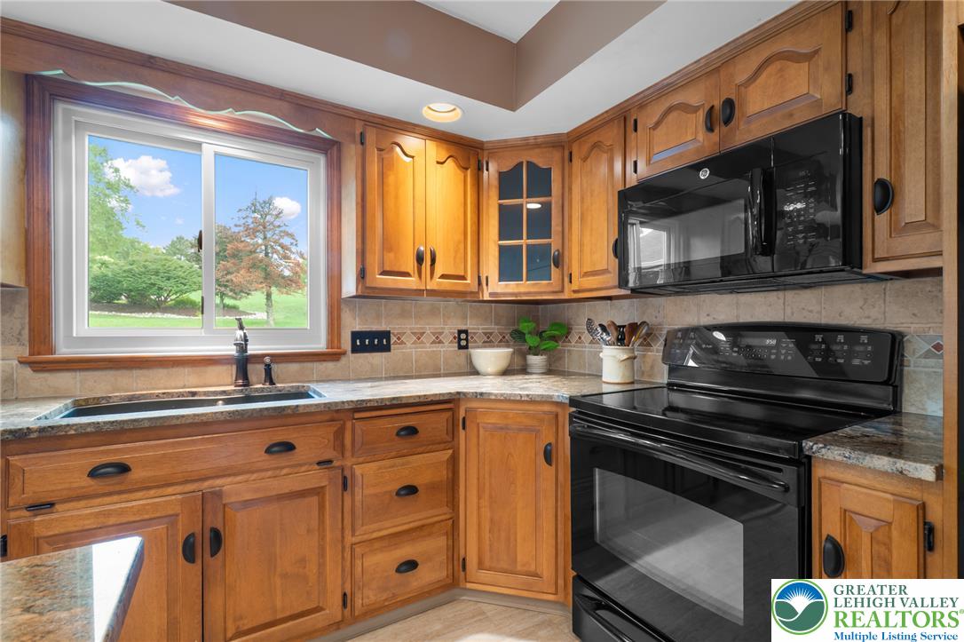 2011 Wooded Ridge Circle