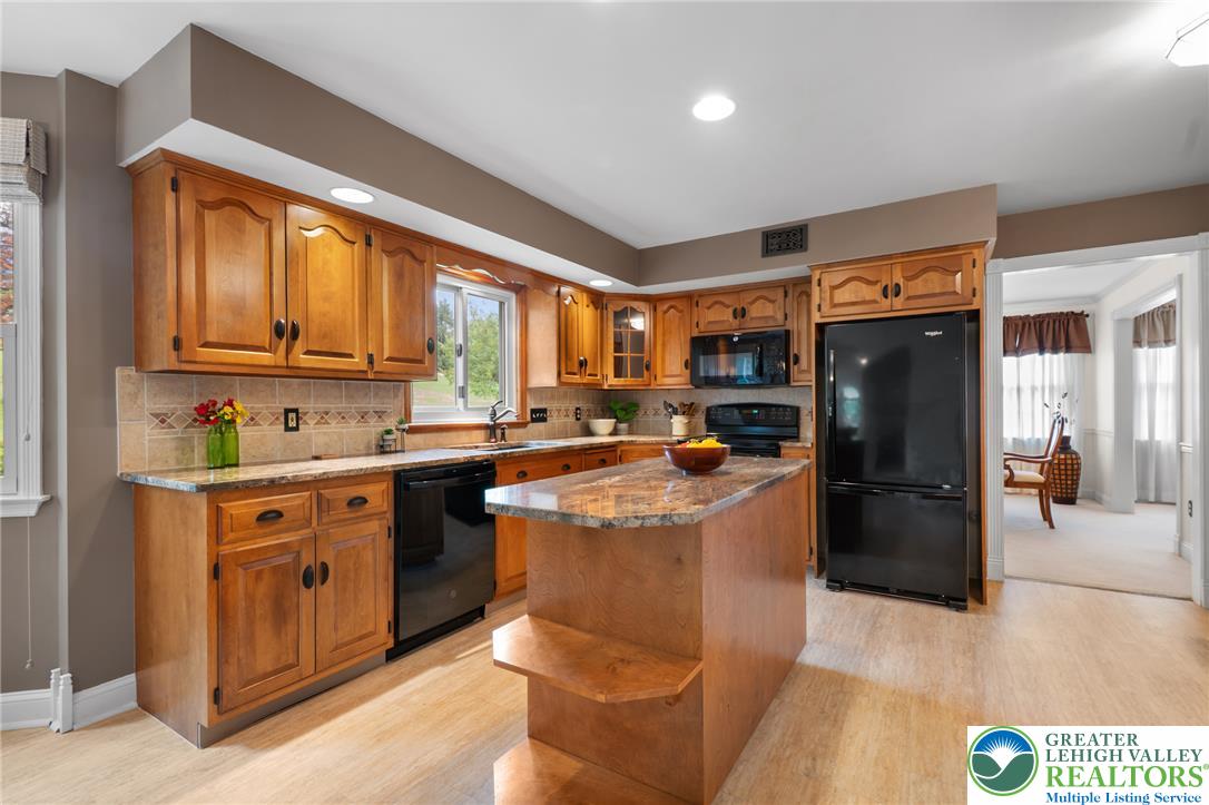 2011 Wooded Ridge Circle