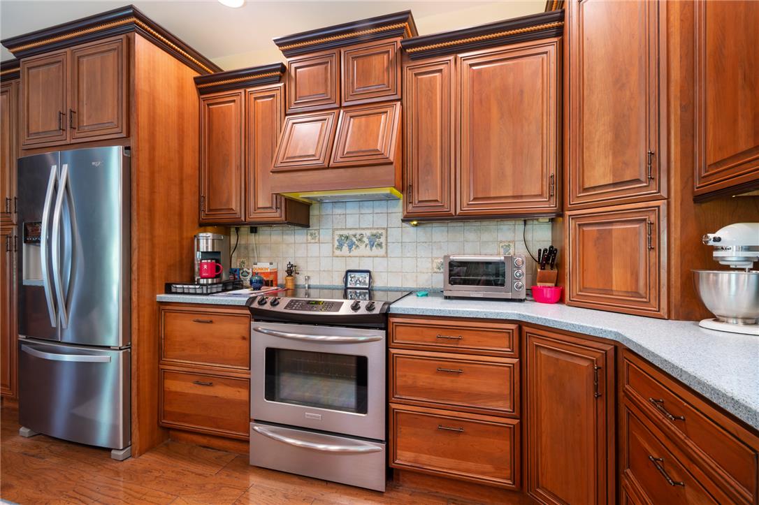 1222 Spring Road