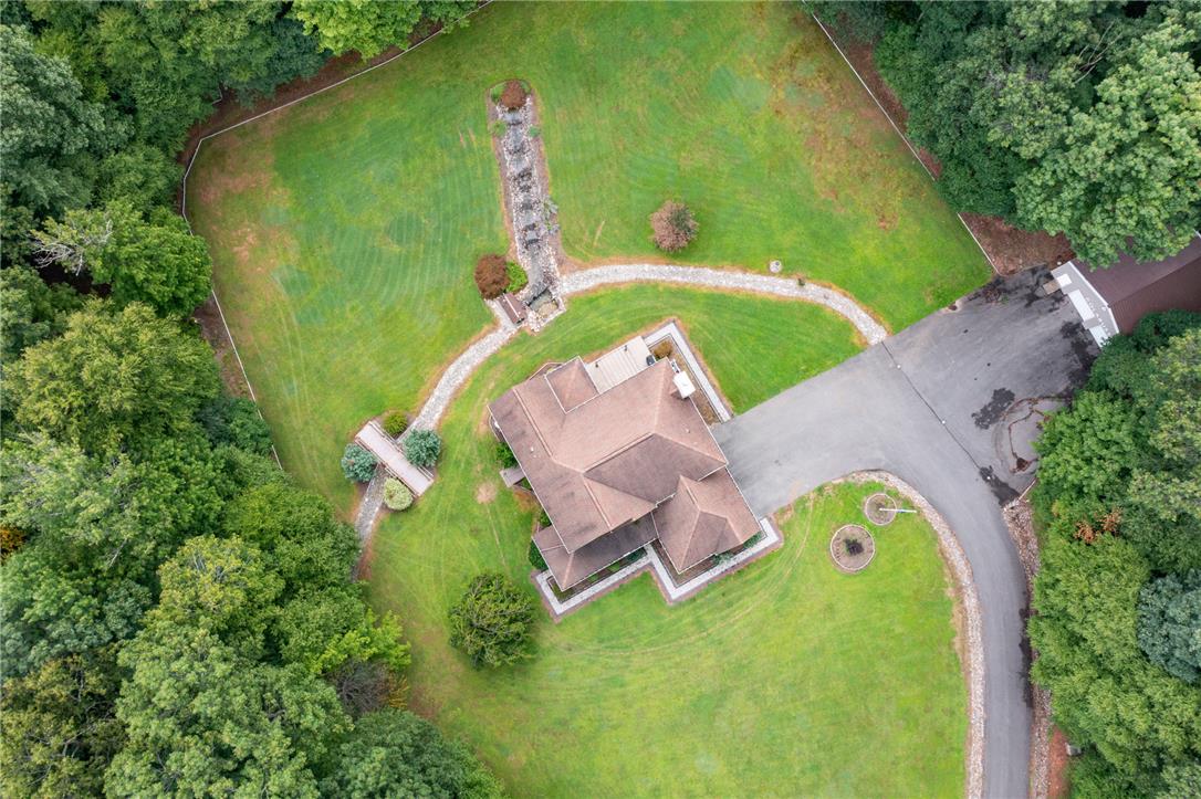 1222 Spring Road