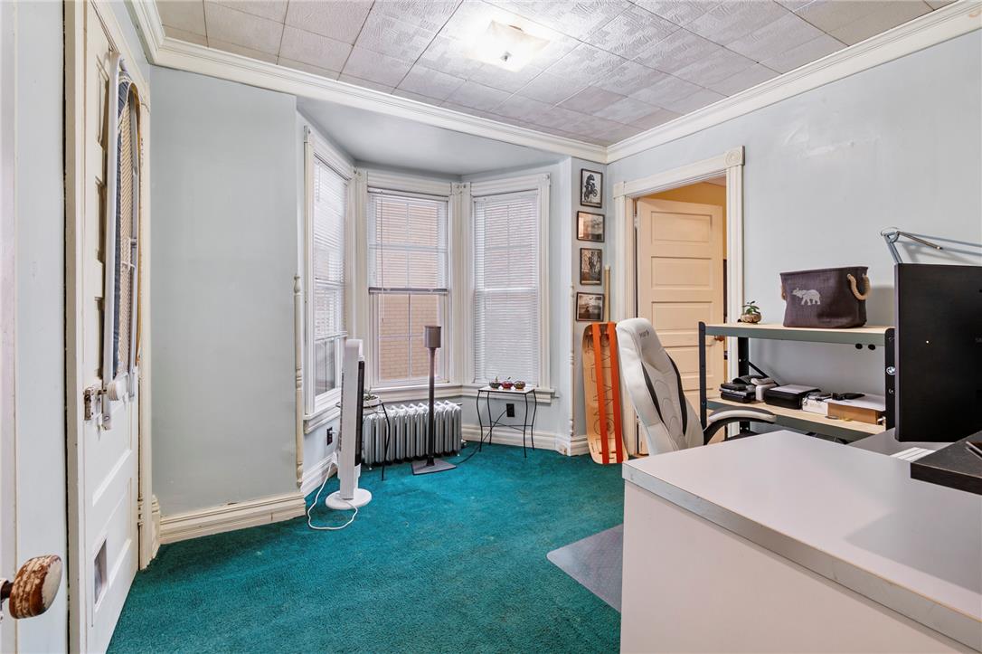 327 West Walnut Street
