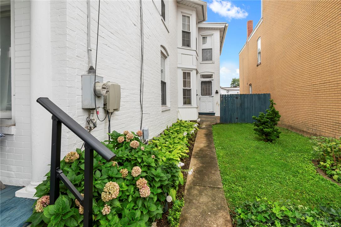 327 West Walnut Street