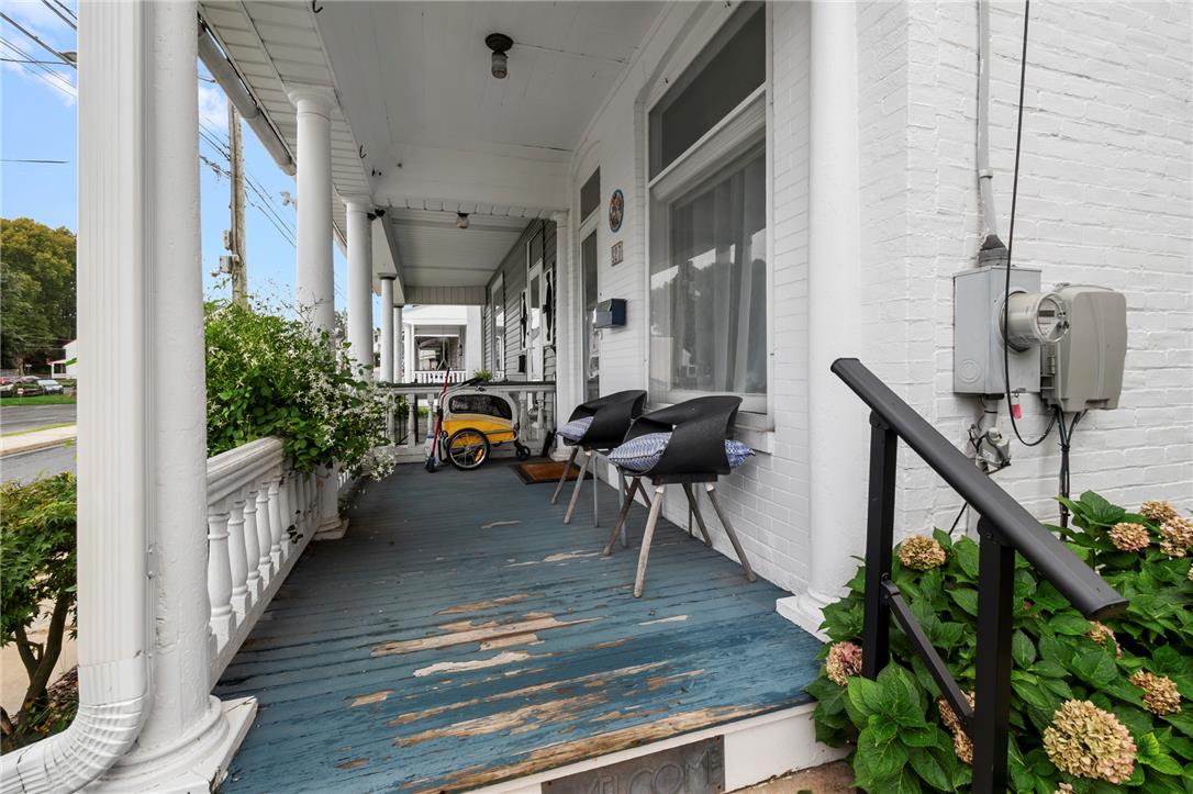 327 West Walnut Street