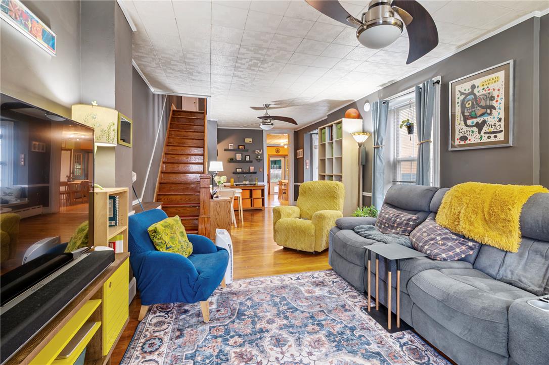 327 West Walnut Street