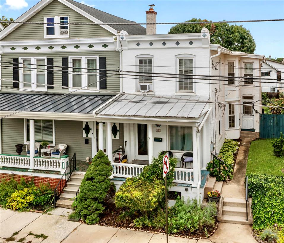 327 West Walnut Street