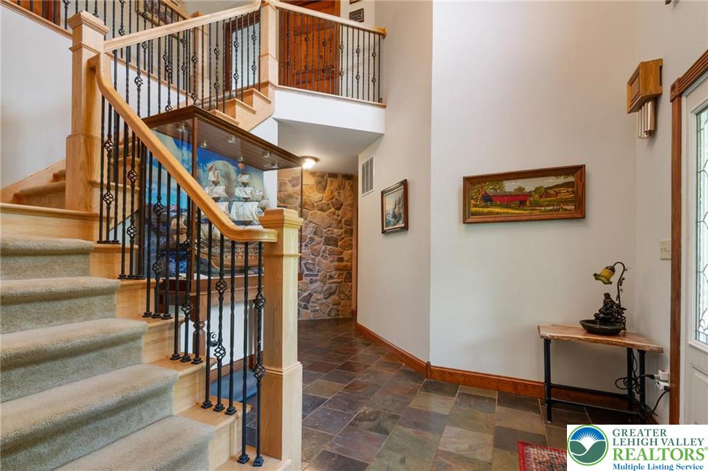 1222 Spring Road
