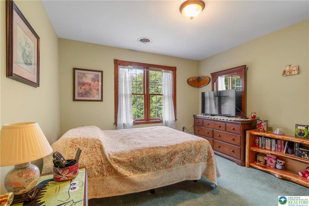 1222 Spring Road