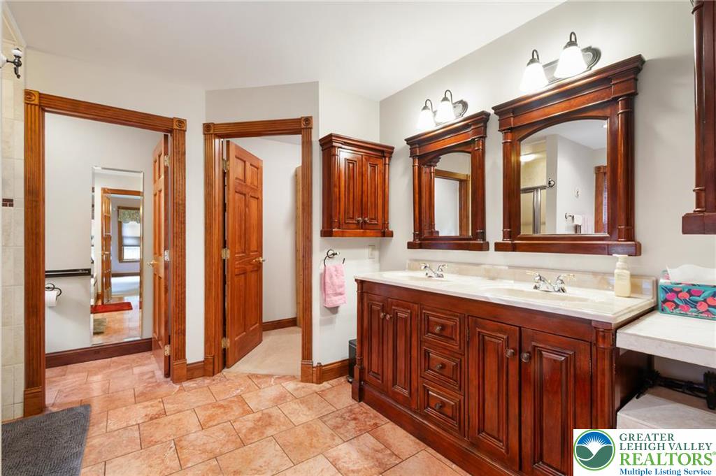 1222 Spring Road