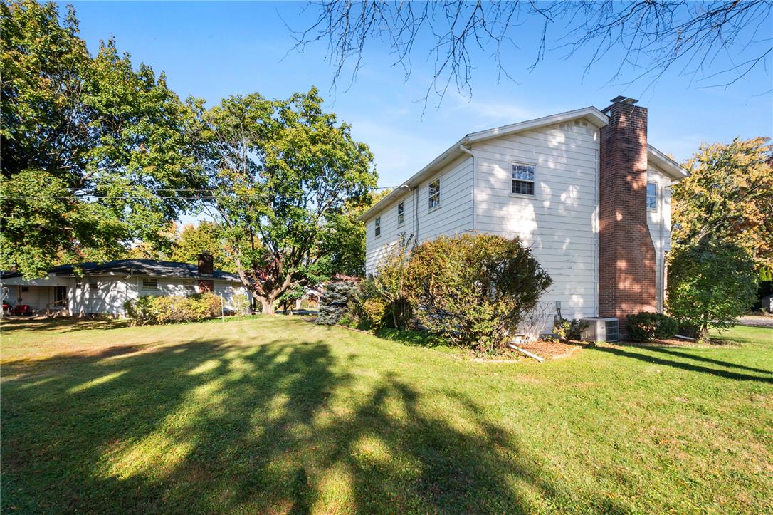 2145 Mark Twain Circle