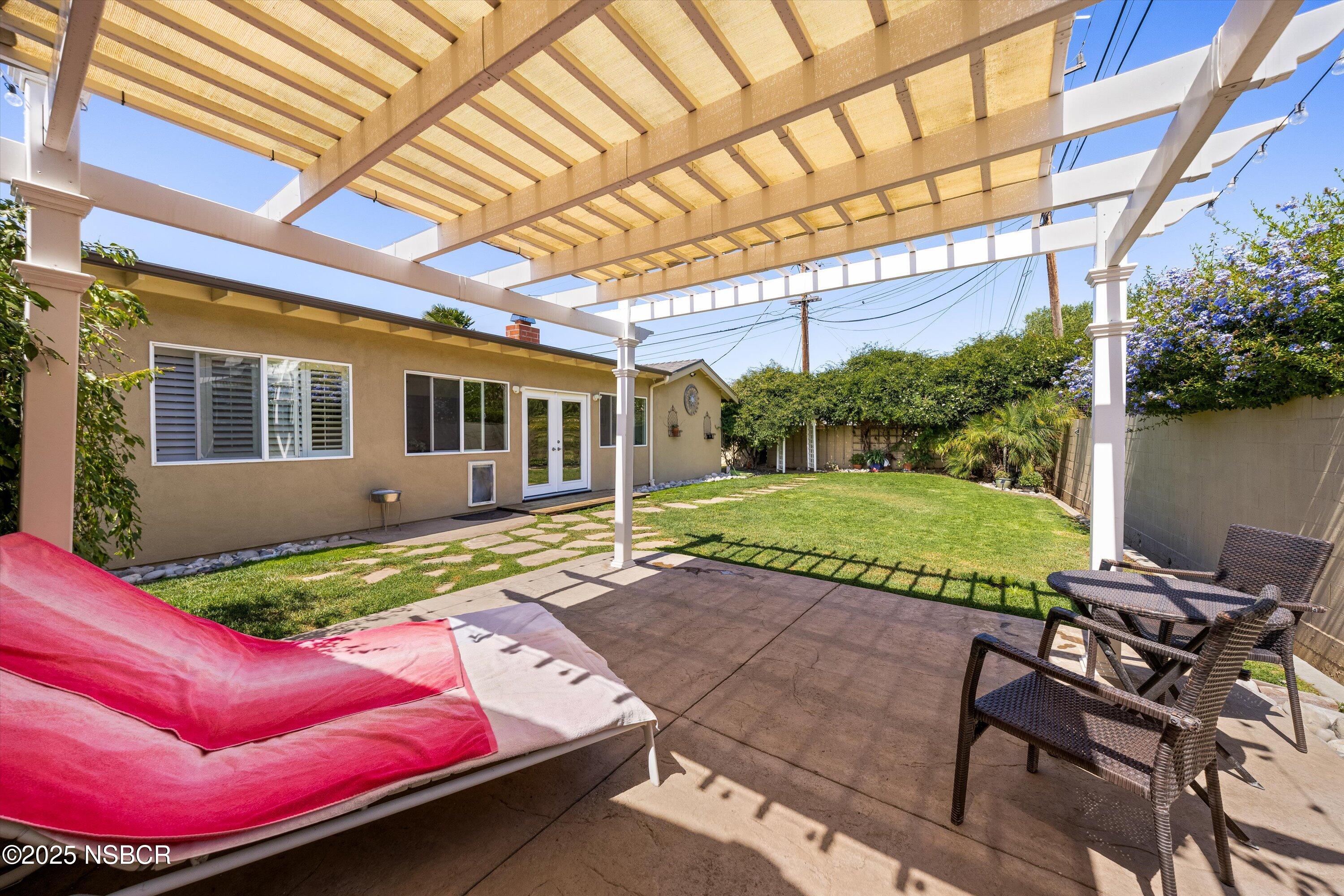 355 Glennora Way