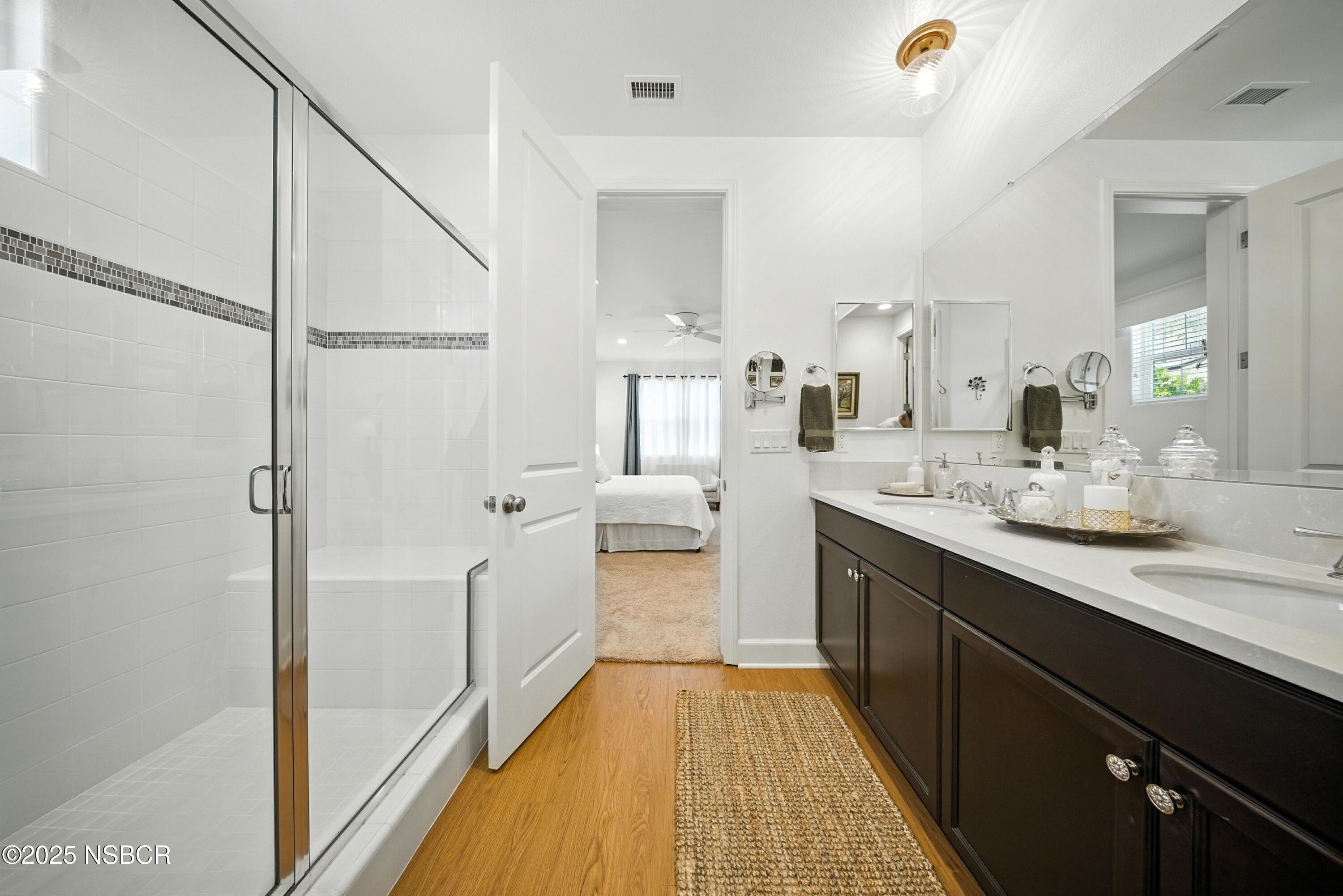 553 Oakville Drive