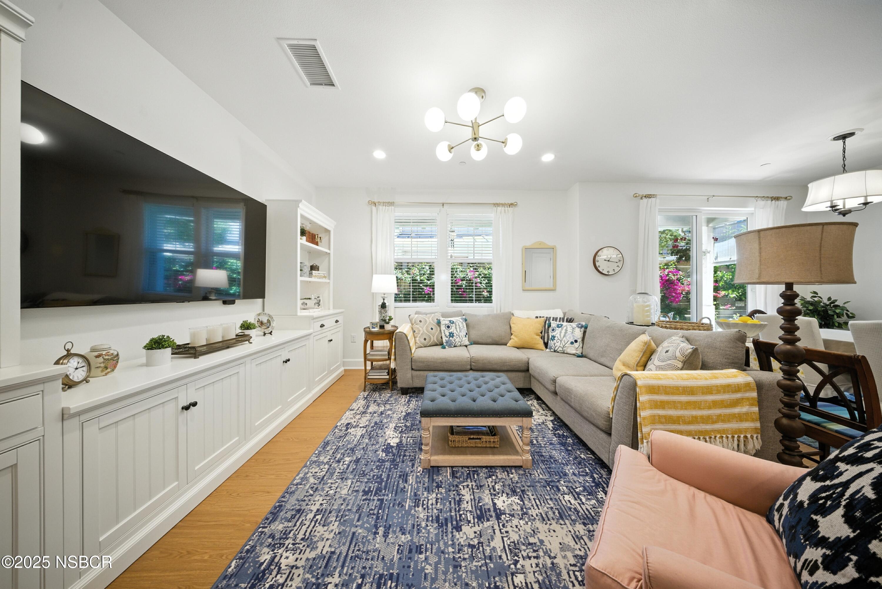 553 Oakville Drive