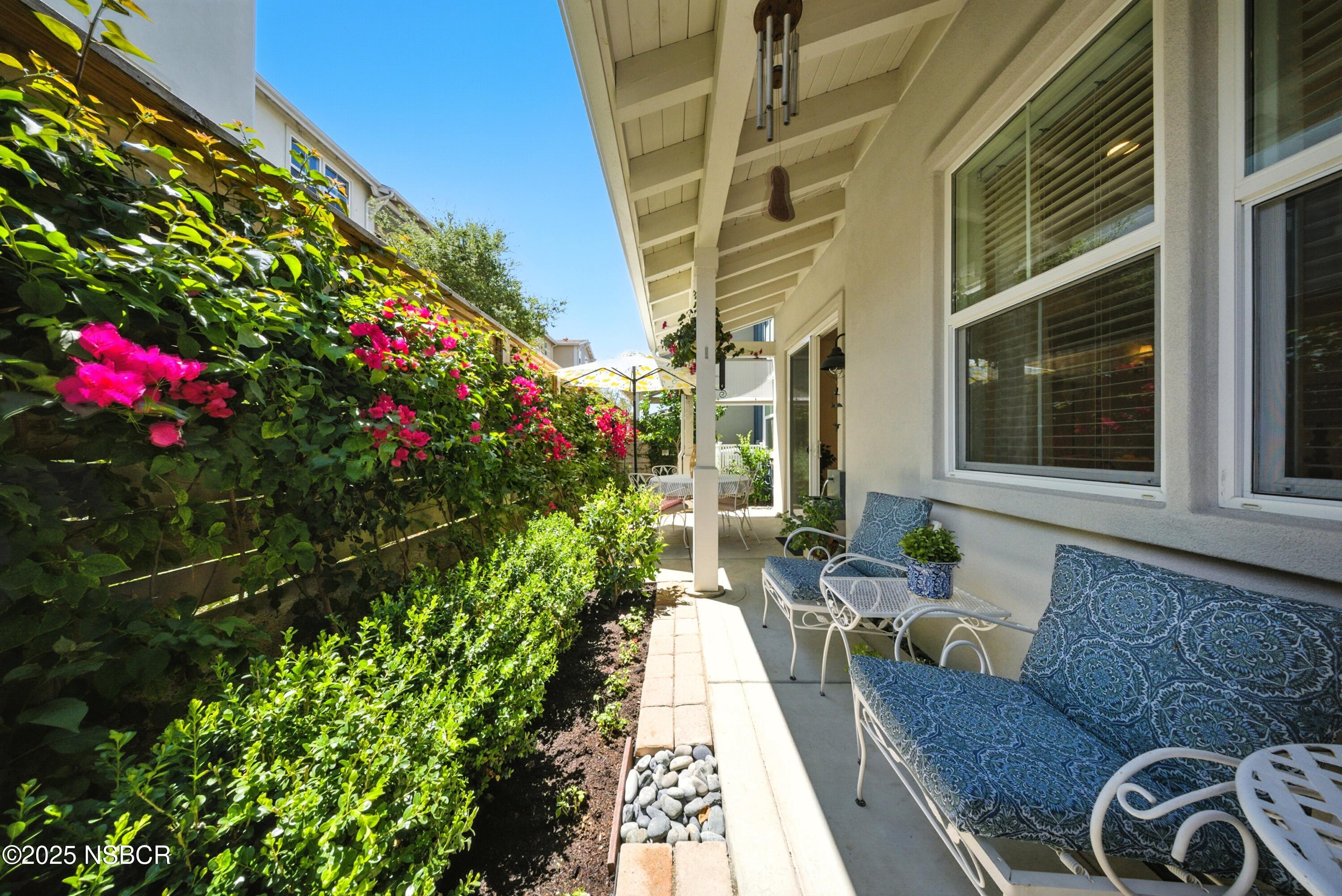 553 Oakville Drive