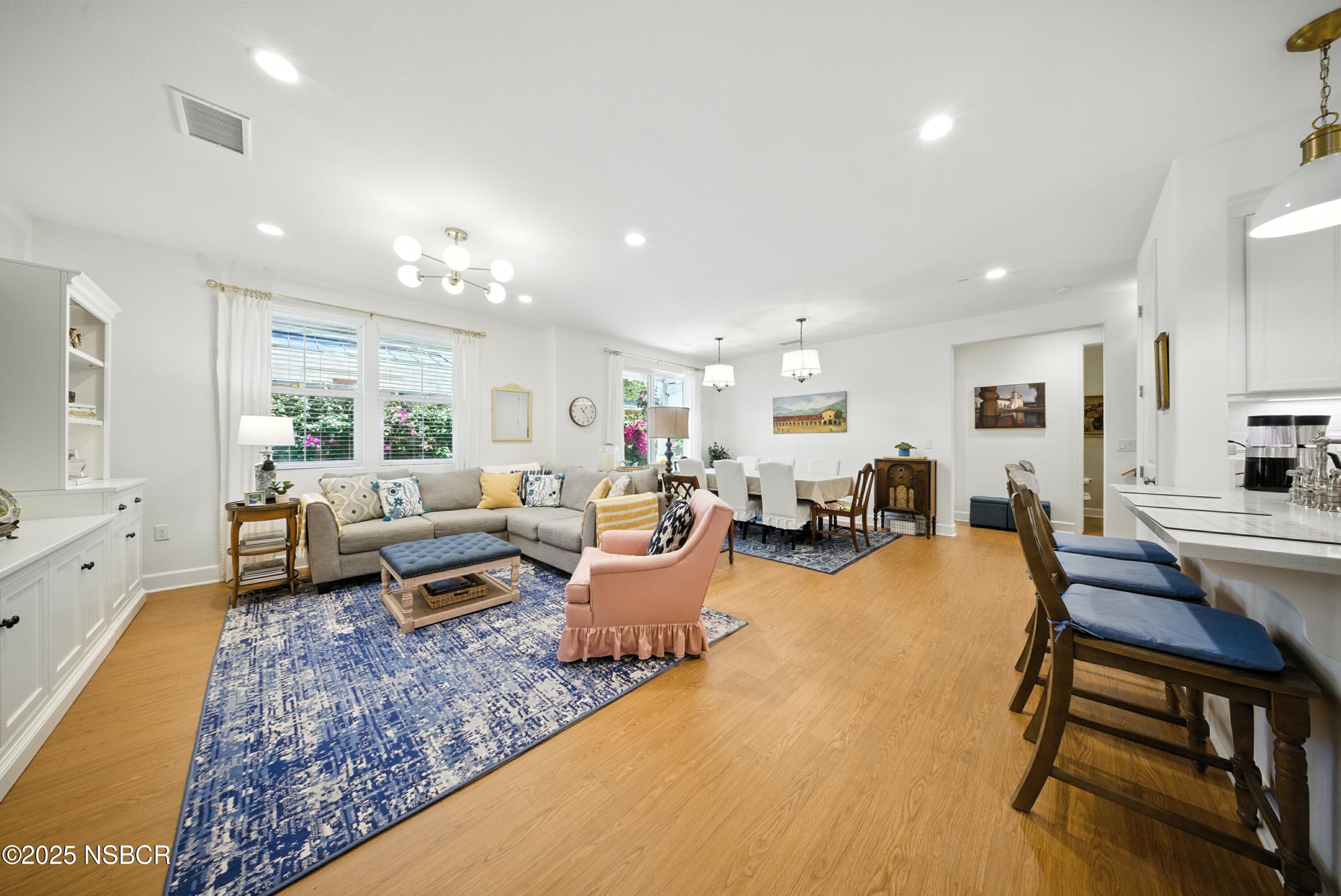 553 Oakville Drive