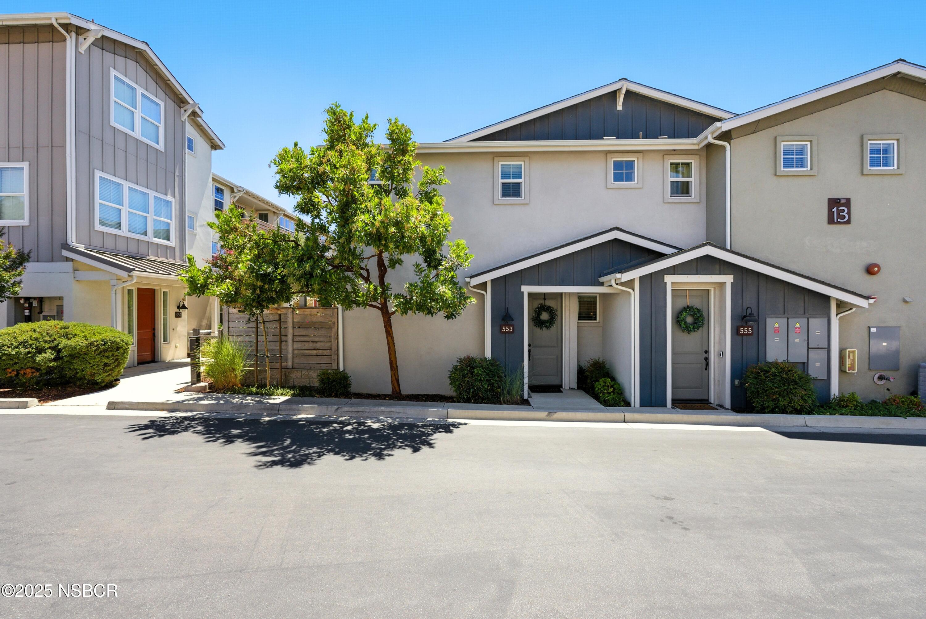 553 Oakville Drive