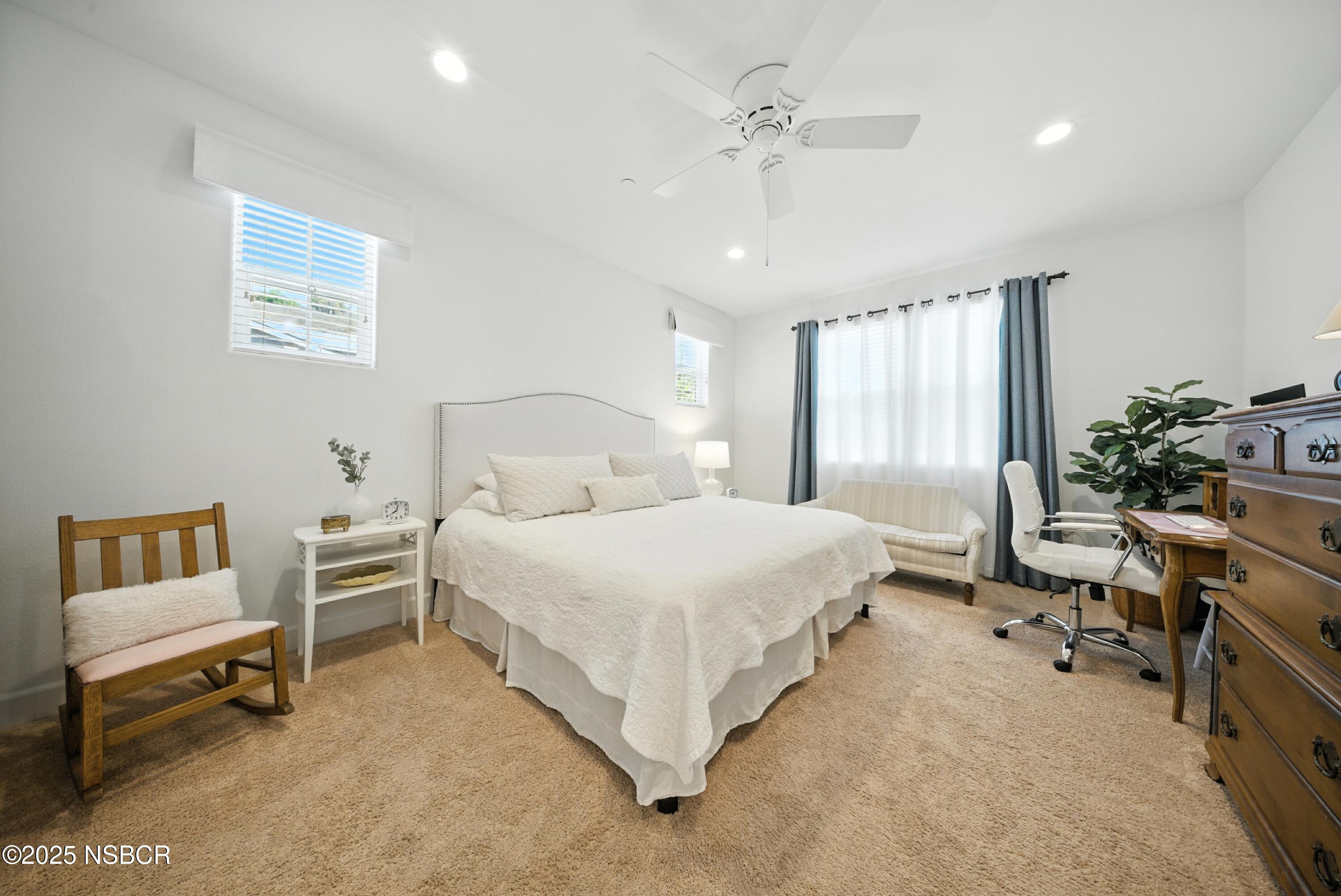 553 Oakville Drive