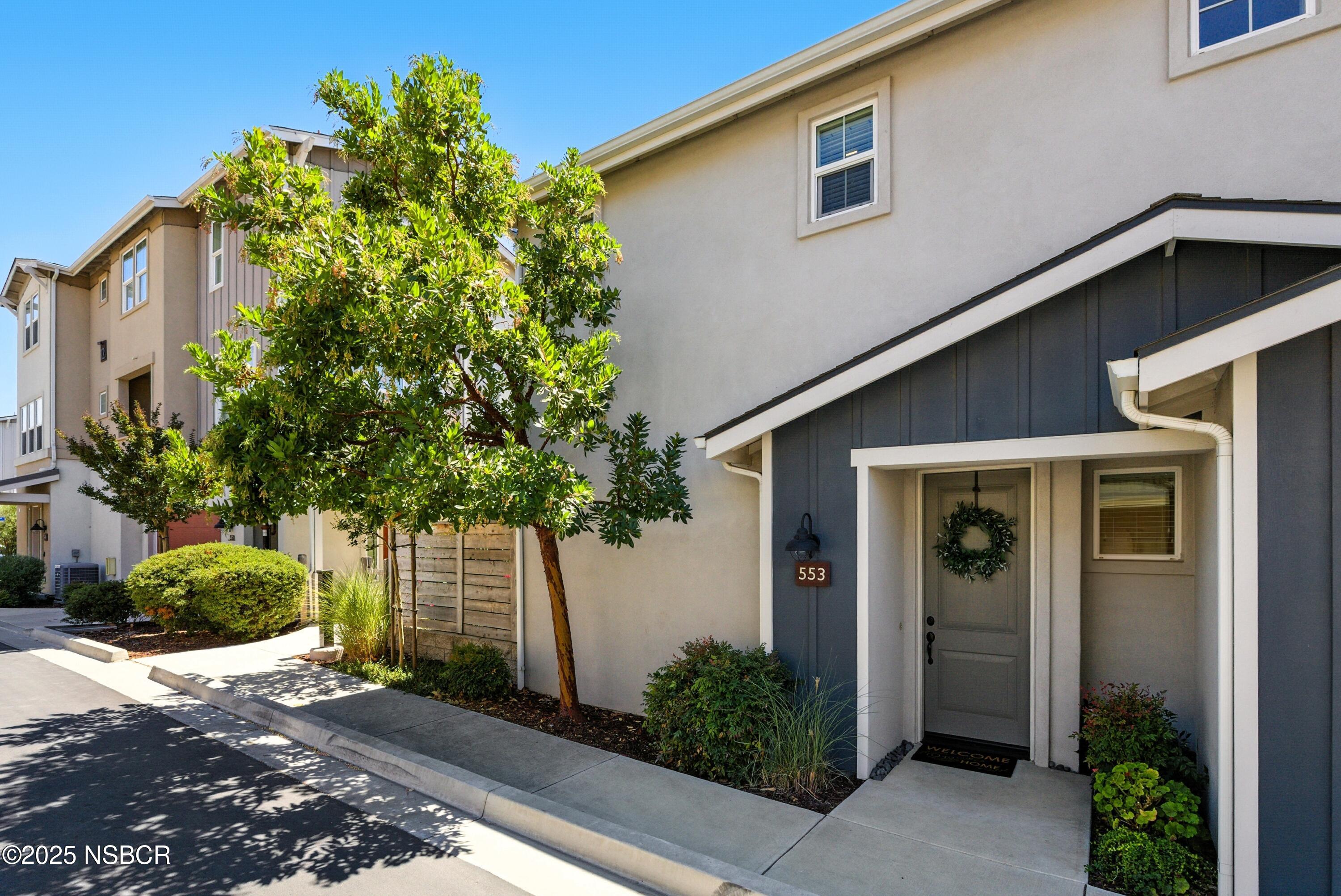 553 Oakville Drive