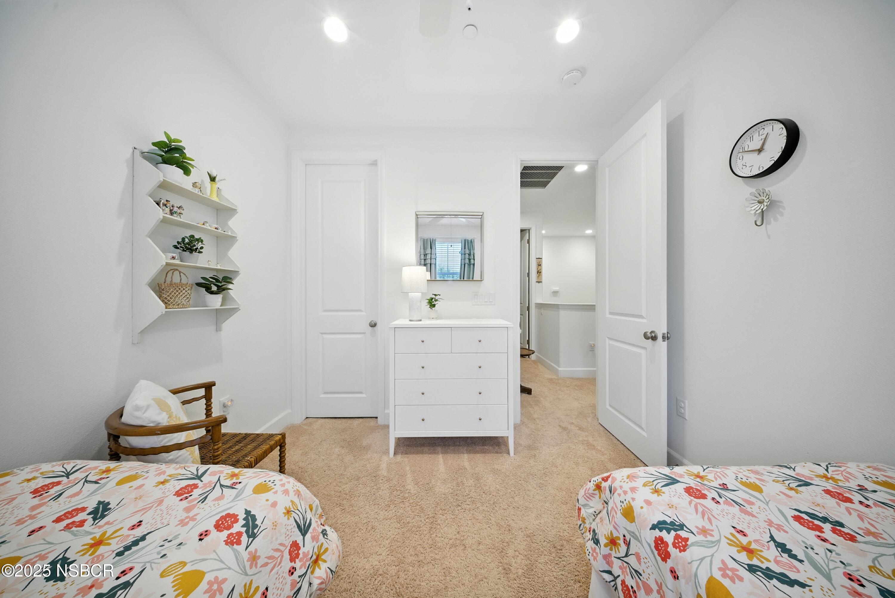 553 Oakville Drive