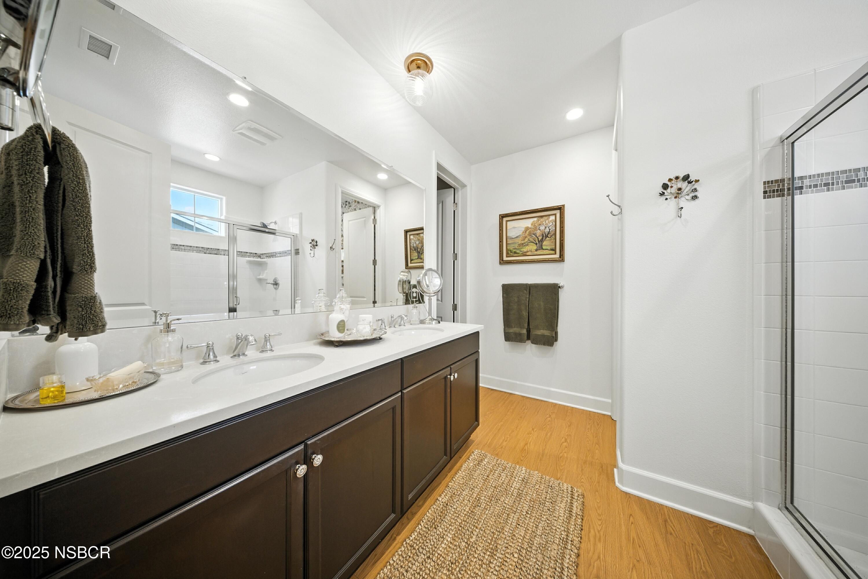 553 Oakville Drive