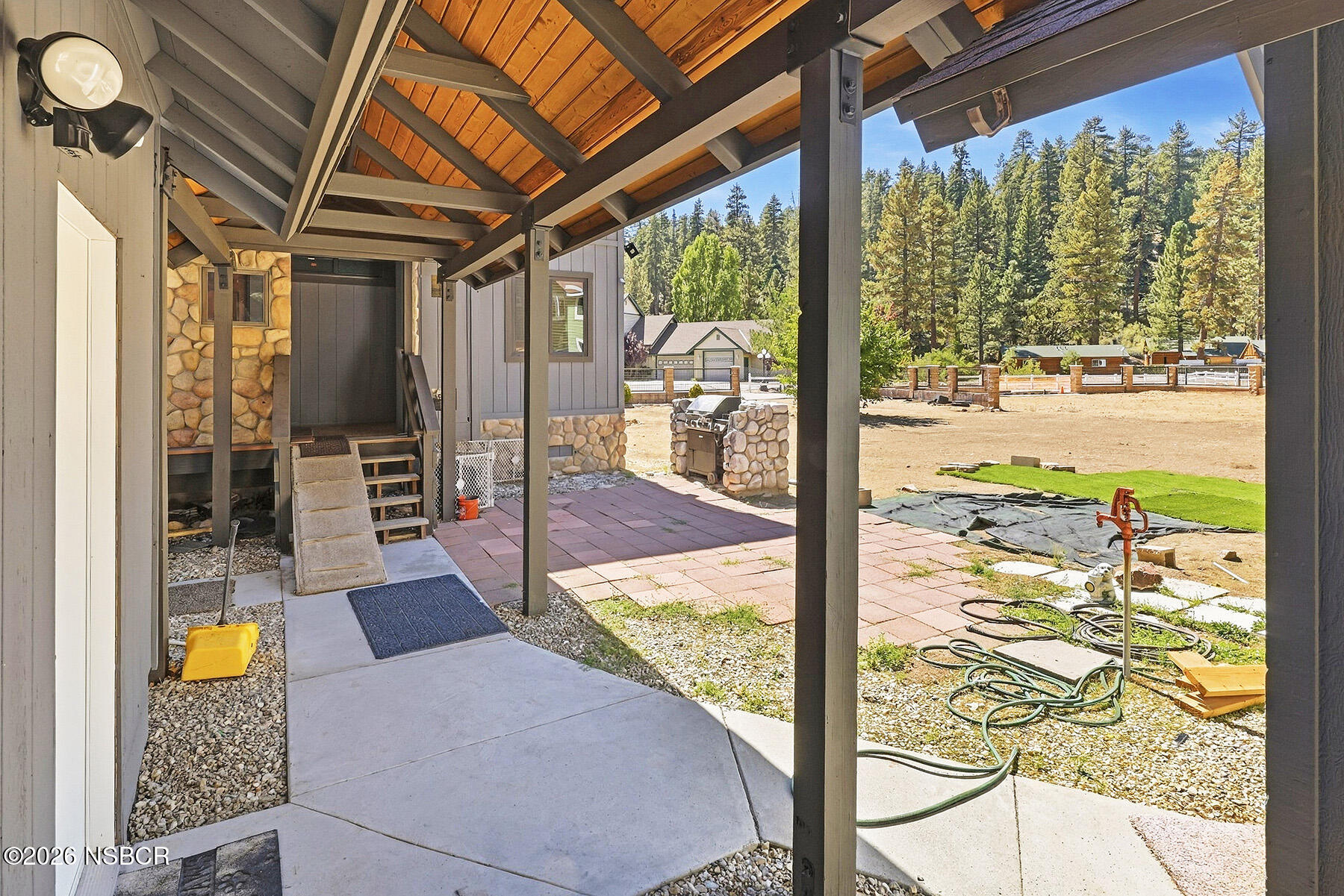 39196 Seminole Drive