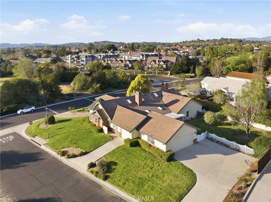 312 Freya Drive SL