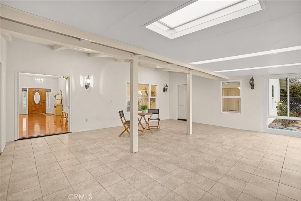 312 Freya Drive SL