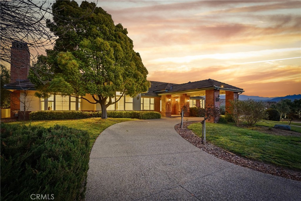 312 Freya Drive SL