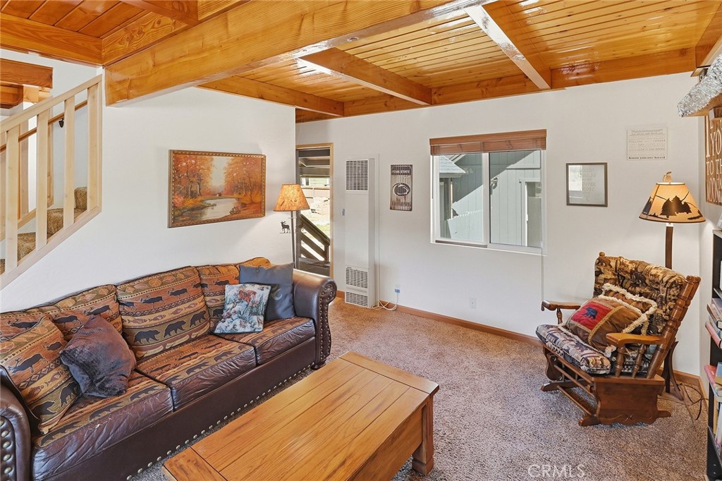 39196 Seminole Drive