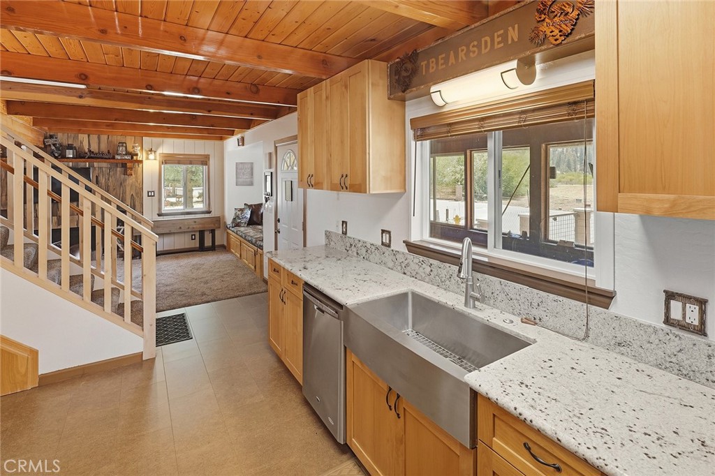 39196 Seminole Drive